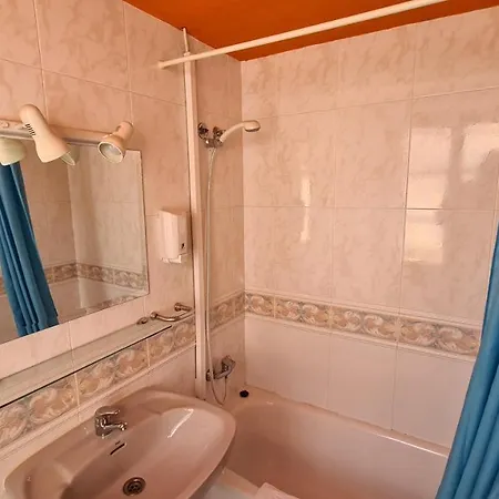 Arc House Only Adults Pensión Córdoba