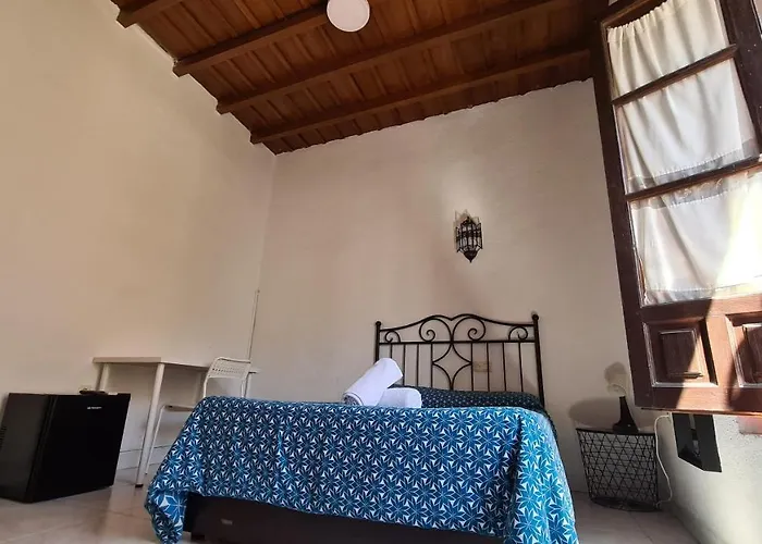 Πανσιόν Arc House Only Adults 2*